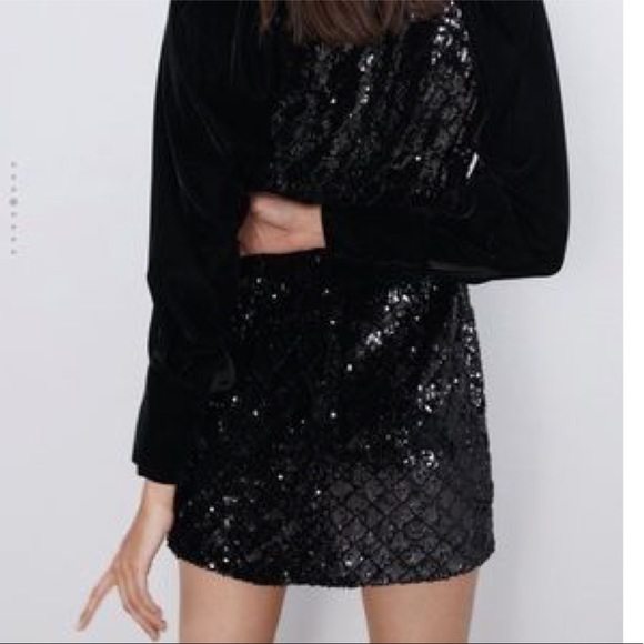 Zara dress 🖤✨ - Picture 2 of 3
